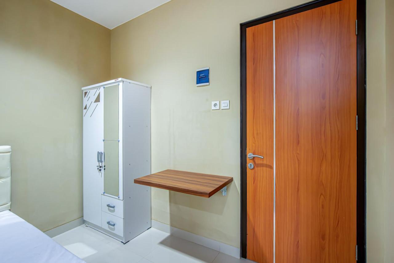 Tami House Bintaro Syariah Hotel Tangerang Bagian luar foto
